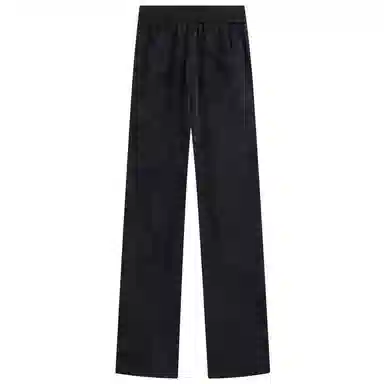 NINETEEN AUTUMN logo