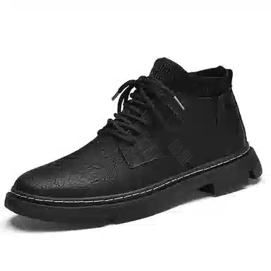 简约小众风格 融合潮流通勤等多元特质 短筒 马丁靴 男款