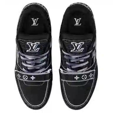 LOUIS VUITTON Trainer Black
