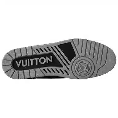 LOUIS VUITTON Trainer Black