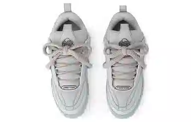 LOUIS VUITTON Skate