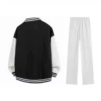 NINETEEN AUTUMN Logo