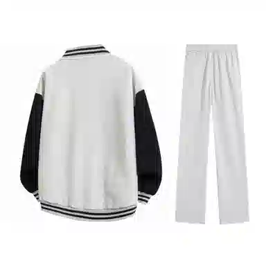 NINETEEN AUTUMN Logo