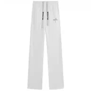 NINETEEN AUTUMN logo