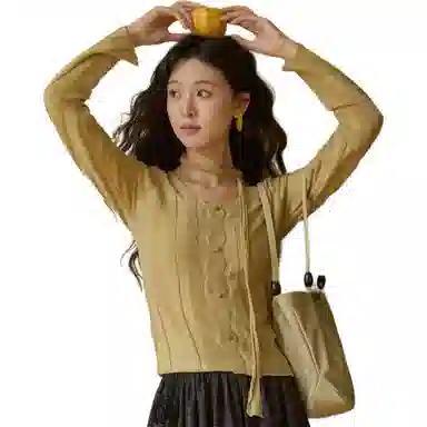 谜秀 弹力修身显瘦法式针织衫 女款