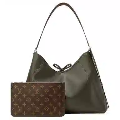 LOUIS VUITTON Carryall VIBE