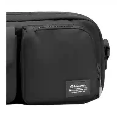 lululemon Multi-Pocket 2.5L