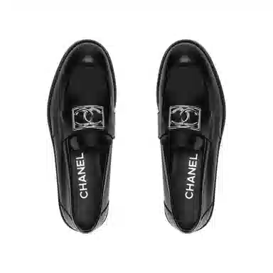 CHANEL Classic Round Toe Loafers Black