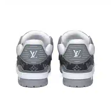 LOUIS VUITTON Trainer Grey White