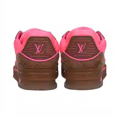 LOUIS VUITTON Trainer logo