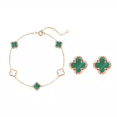 Ai De Promise Clover Stud Earrings