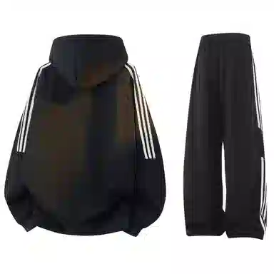 NINETEEN AUTUMN Logo