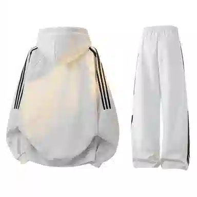 NINETEEN AUTUMN Logo