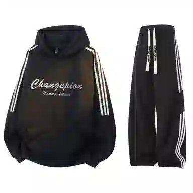 NINETEEN AUTUMN Logo