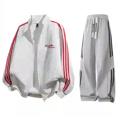 NINETEEN AUTUMN Logo