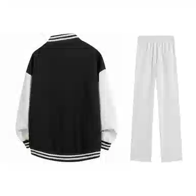 NINETEEN AUTUMN Logo