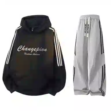 NINETEEN AUTUMN Logo