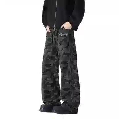 Fakeyoung cleanfitlogovibe