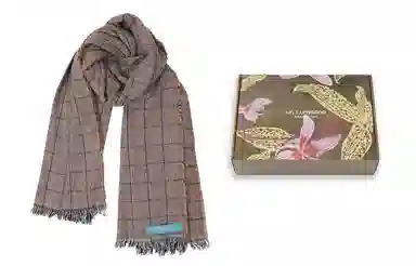 UNVESNO Plaid Tassel Scarf