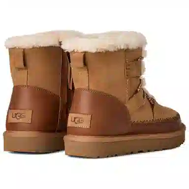 UGG Classic Novelty