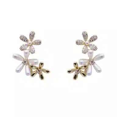 彤彤兔 温柔高级感微镶钻花朵耳环女精致气质甜美百搭耳饰时尚通勤 合金树脂 耳钉 女款