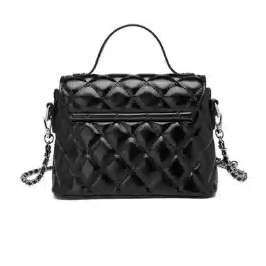 Straw Man Quilted Chain Bag