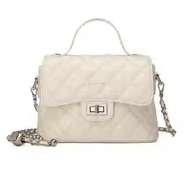 Straw Man Quilted Chain Bag