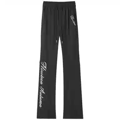 NINETEEN AUTUMN logo