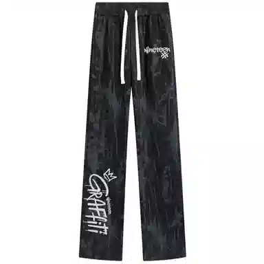 NINETEEN AUTUMN Logo