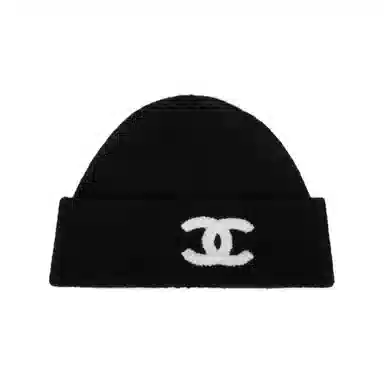 CHANEL -
