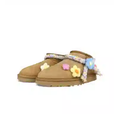 UGG CLASSIC ULTRA MINI