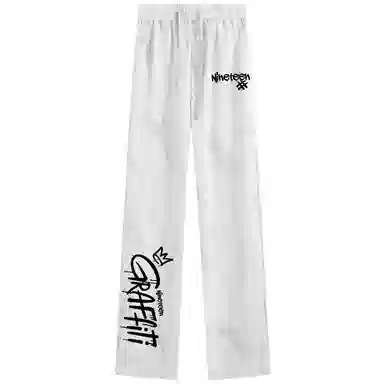 NINETEEN AUTUMN Logo