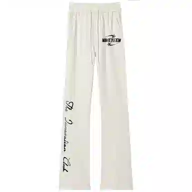 NINETEEN AUTUMN logo