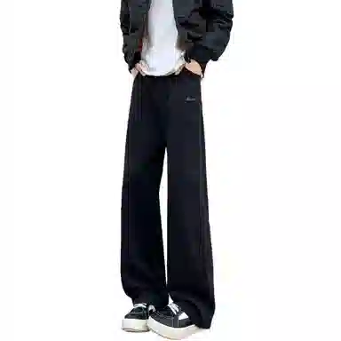 Fakeyoung cleanfitvibelogo