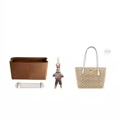 coachZip Top Tote-3038