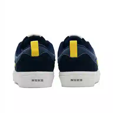 N6K8 Low Top Sneakers