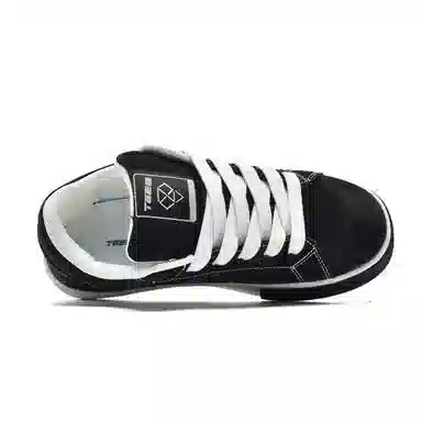 T628 Synthetic Leather Retro Low Sneakers