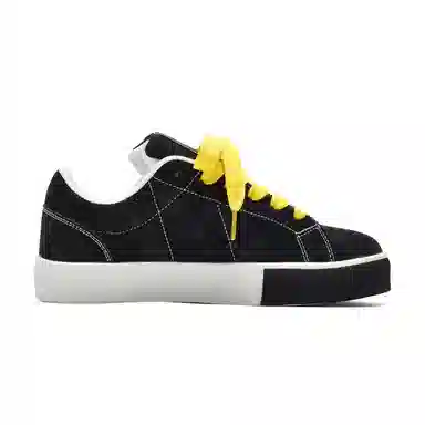 T628 Synthetic Leather Retro Low Sneakers