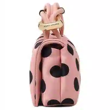MARC JACOBS