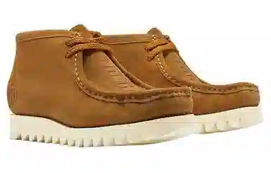 A BATHING APE Manhunt