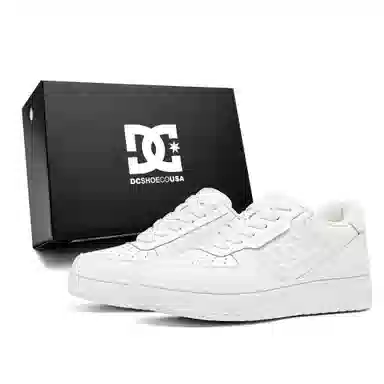 DC Shoes