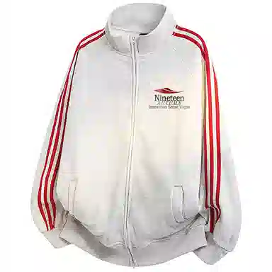 NINETEEN AUTUMN logo