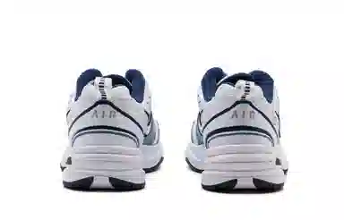 Nike Air Monarch 4