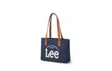 Lee Tote