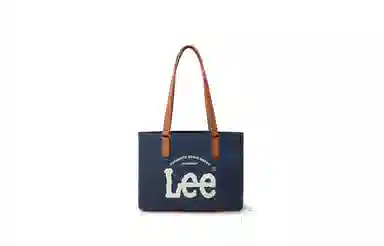 Lee Tote