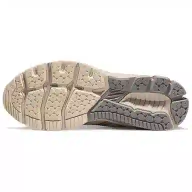 Asics GT-1000 10