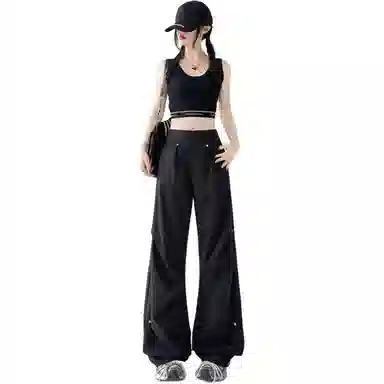 CASTLE WOODS cleanfitvibe