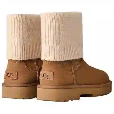 UGG Classic Novelty