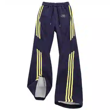 NINETEEN AUTUMN logo