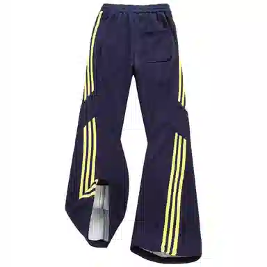 NINETEEN AUTUMN logo